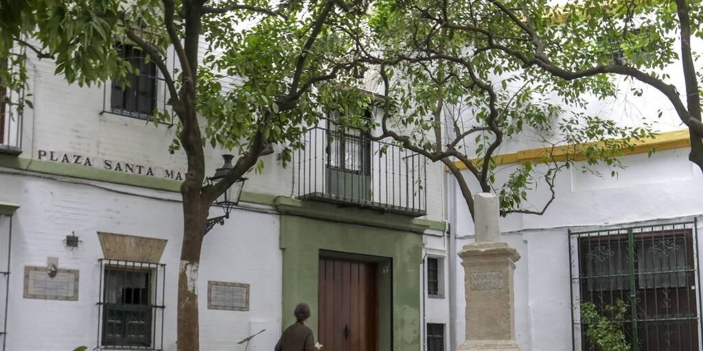 Patrimonio restaurará el crucero que fue vandalizado en la Plaza de Santa Marta