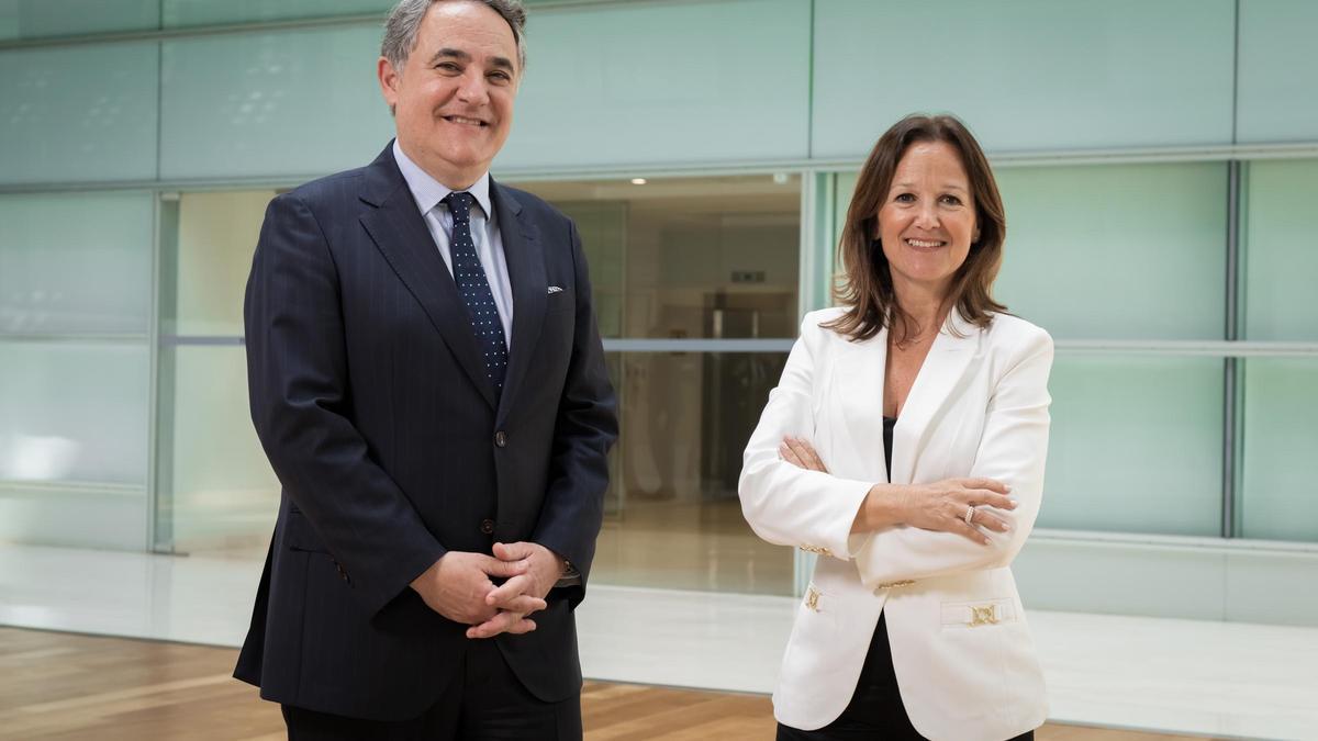 Casimiro Gracia y Mercedes Oblanca.