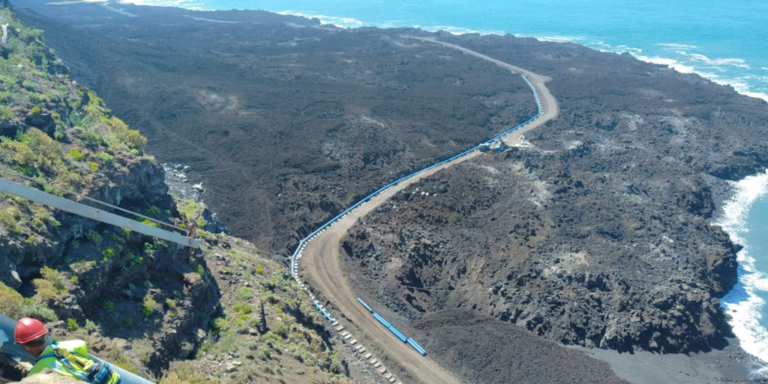 La Palma se enfrenta a una multa millonaria por construir una tubería en la fajana del nuevo volcán