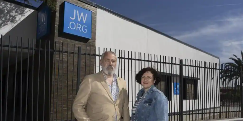 La condena a un eterno ostracismo de los ex testigos de Jehová