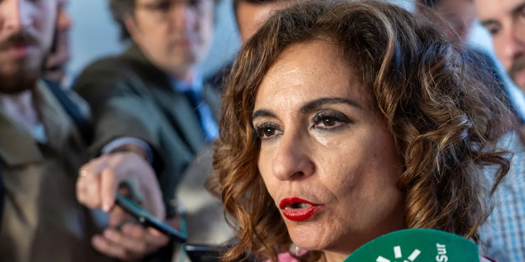 La SEPI prosigue con su entrada en Telefónica y alcanza ya el 5% de la compañía