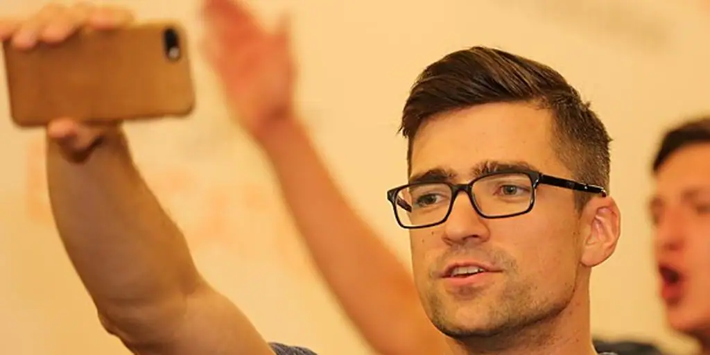 Martin Sellner, el ultra que quiere expulsar a los inmigrantes de Alemania y que Berlín no quiere ver ni en pintura