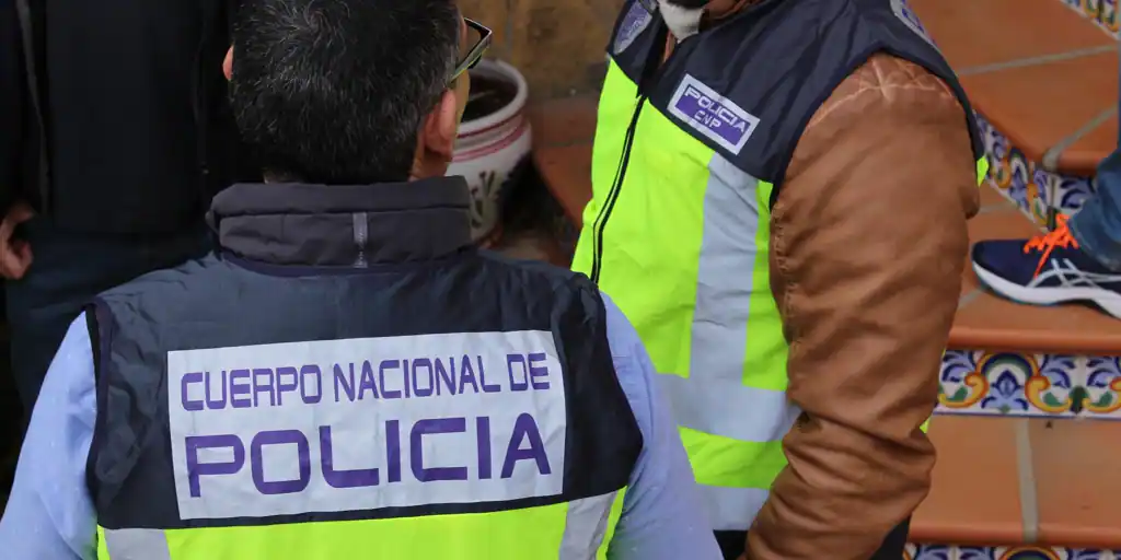 Cae una banda de ladrones itinerante que robaba a bares y estancos con engaños como el 'timo del infarto'