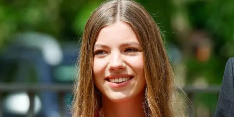 La Infanta Sofía se estrena en su primer acto en solitario