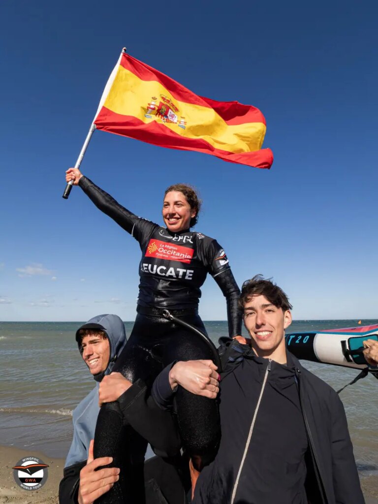 Doble corona para Nía Suardíaz en la GWA Wingfoil World Cup de Leucate