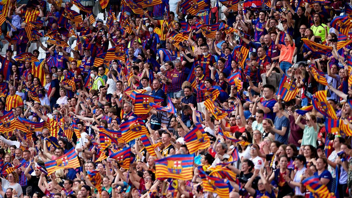 Afición culé durante un partido