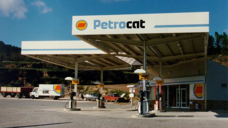 Petrocat
