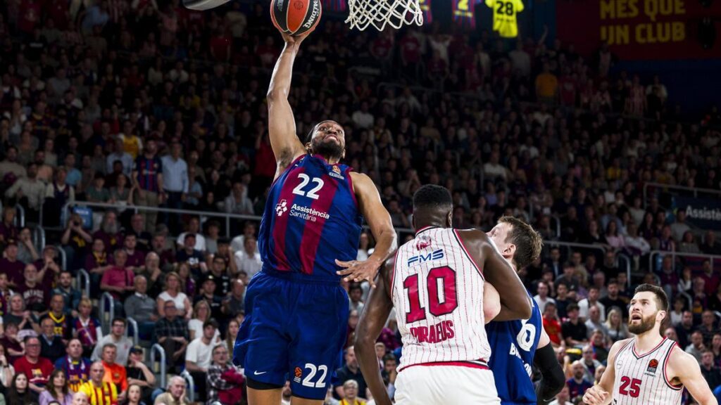 Jabari Parker of FC Barcelona in action during the Turkish Airlines EuroLeague, match played between FC Barcelona and Olympiacos Piraeus at Palau Blaugrana on April 26, 2024 in Barcelona, Spain.