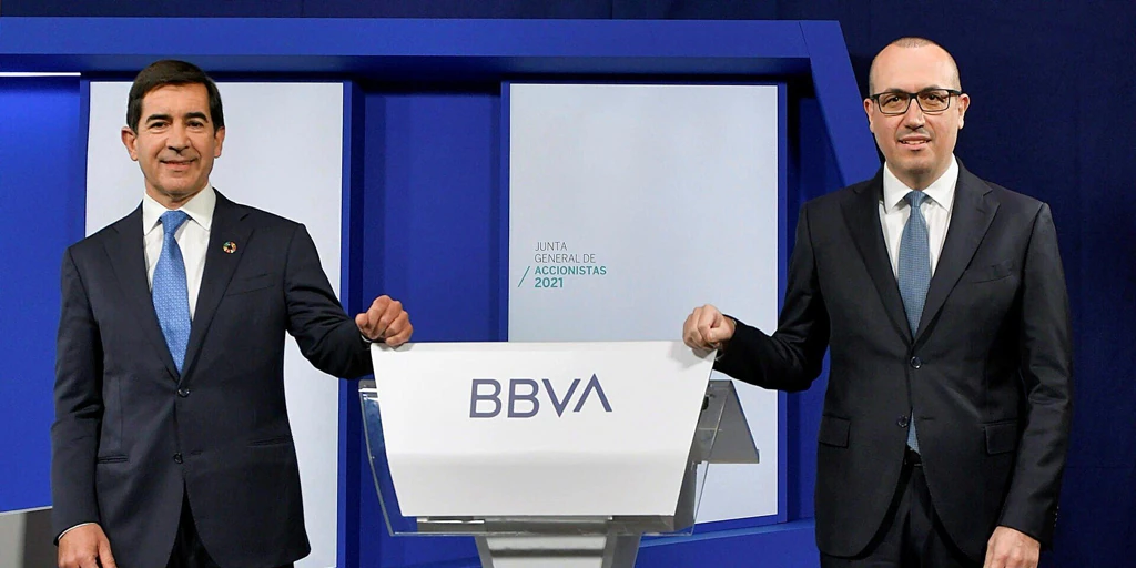 La operación BBVA-Sabadell hace saltar las alarmas en Europa por la concentración en Cataluña