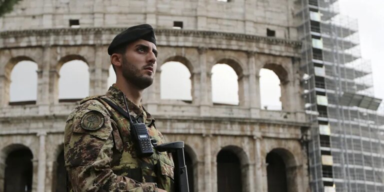 Italia se plantea reintroducir el servicio militar obligatorio para hombres y mujeres