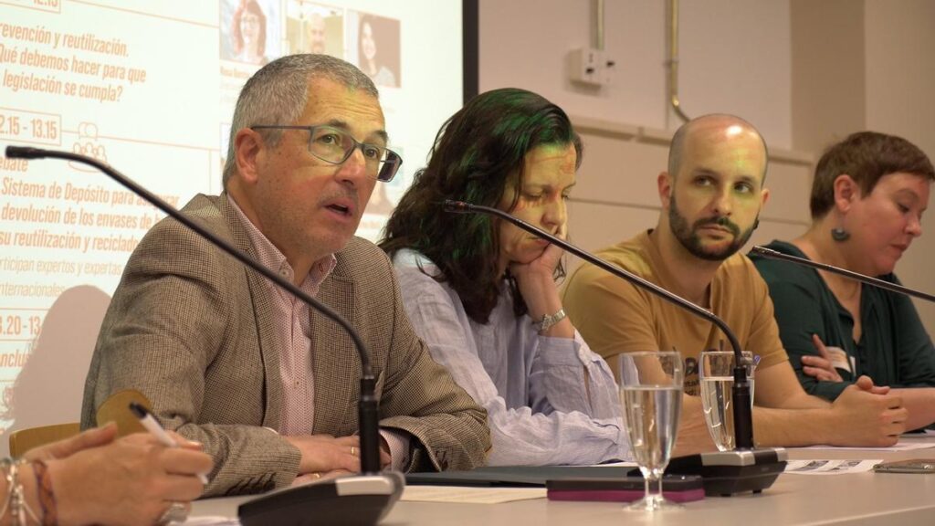 Más de 100 entidades urgen al Gobierno a implantar el Sistema de Depósito de envases