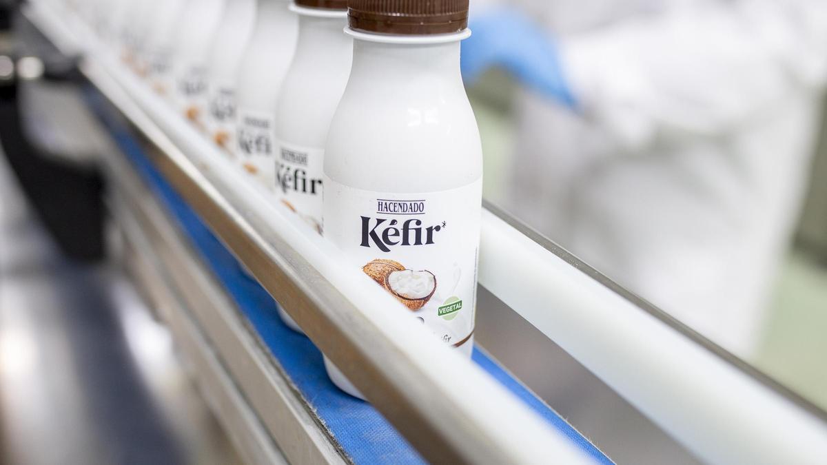 El quefir marca Hacendado está elaborado por uno de los proveedores catalanes de Mercadona, Productes del Moianès