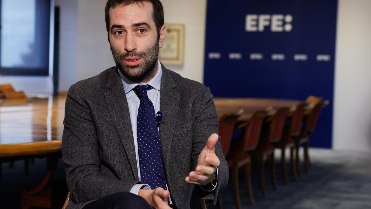 Cuerpo confía en acordar la reforma del subsidio de desempleo y no perder fondos europeos