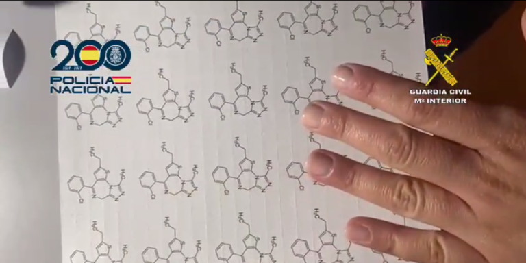 Cae en Málaga una organización que vendía por internet gominolas y vapeadores con drogas de síntesis