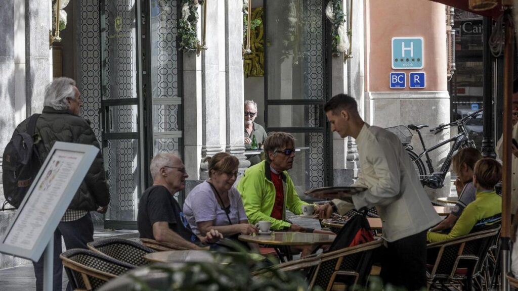 Las patronales de Balears insisten en que reducir la jornada es un "follón" e "inviable".
