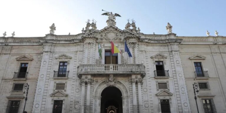 Becas y ayudas para los universitarios de Sevilla: plazos y requisitos