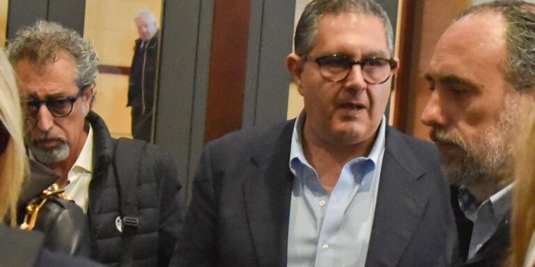 Terremoto político tras la detención por corrupción del presidente de la región de Liguria, un exdelfín de Berlusconi