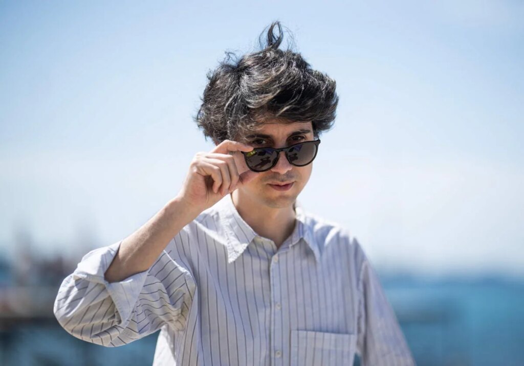 'Volveréis', de Jonás Trueba, un precioso elogio a su legado