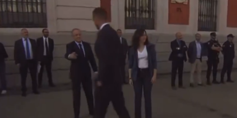 El lío de Joselu con Ayuso por el que ha tenido que intervenir Florentino en la celebración del Real Madrid