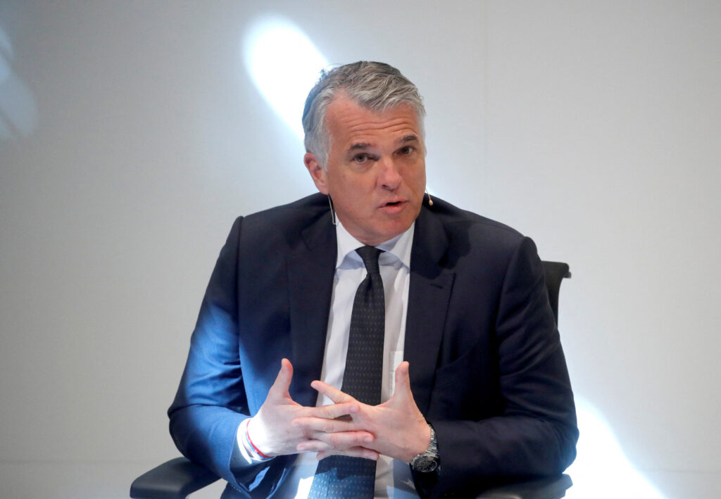 UBS completa la fusión de su matriz y la de Credit Suisse