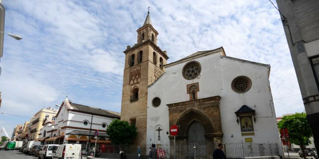 La parroquia de Omnium Sanctorum cierra por obras hasta después del verano