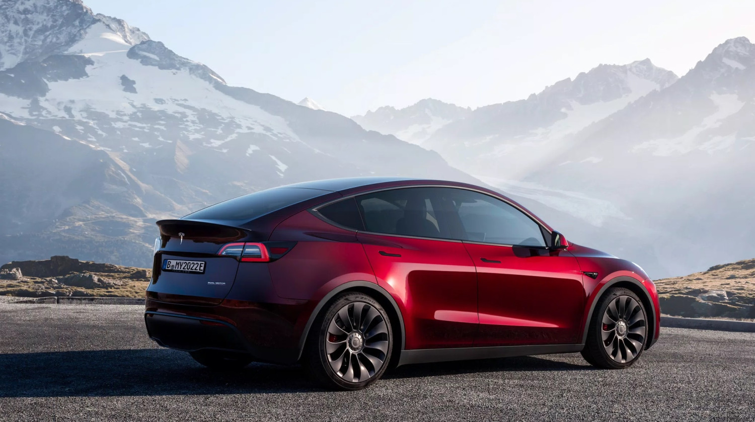 Jefferies anticipa volatilidad en Tesla: "La valoración sigue desconectada del negocio del automóvil"