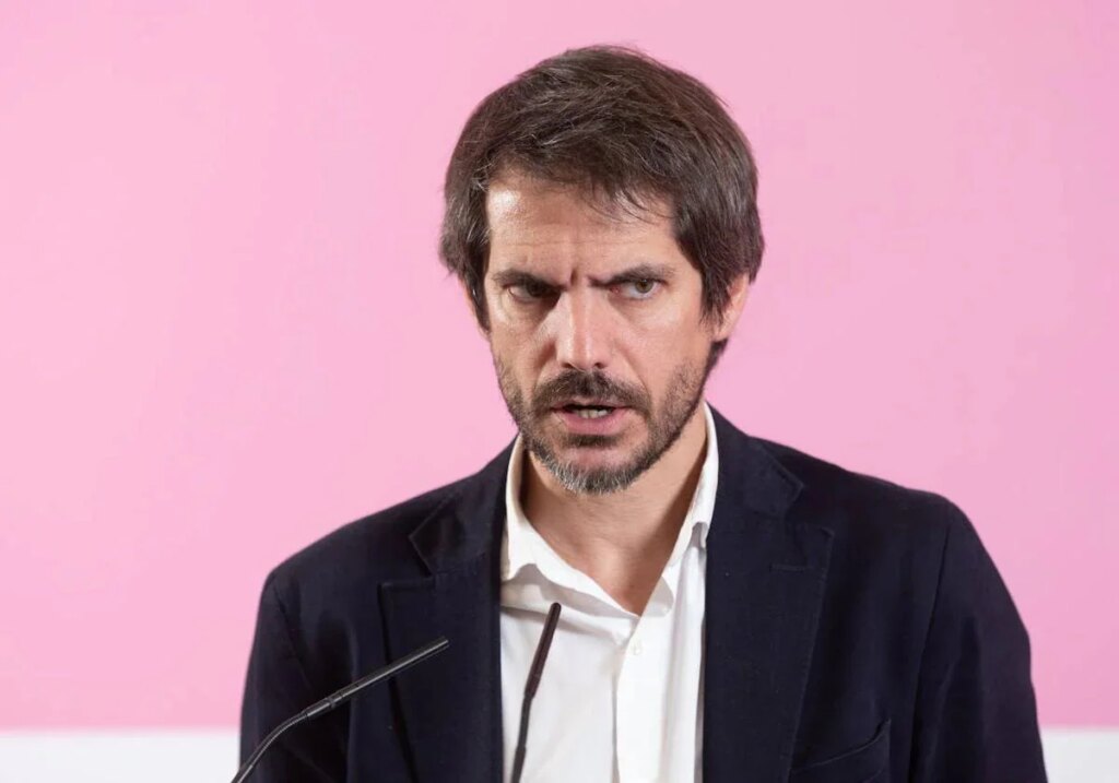 «Con mi decisión hoy represento a una mayoría de españoles»