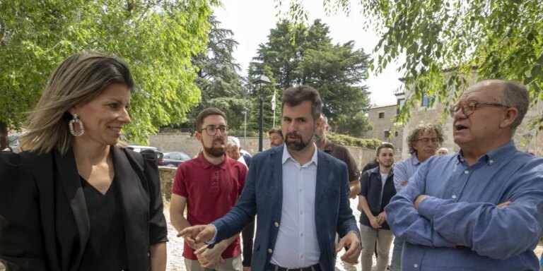 «Lo que suceda en la Sanidad es culpa suya»