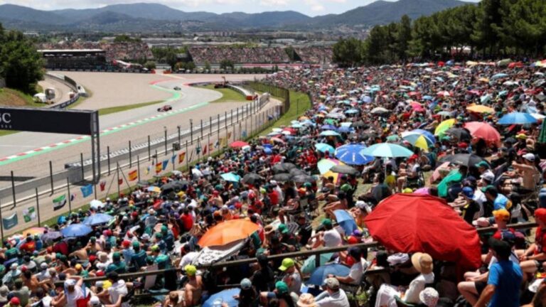 El GP de España ha reunido cerca de 120.000 espectadores en las gradas este domingo.