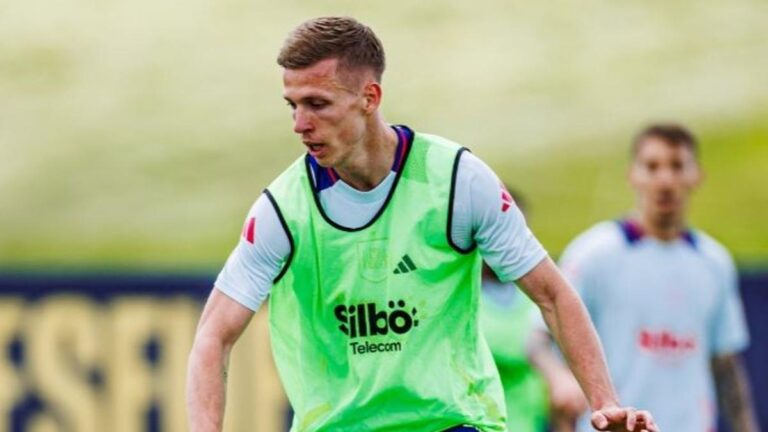 Dani Olmo, en un entrenamiento de España
