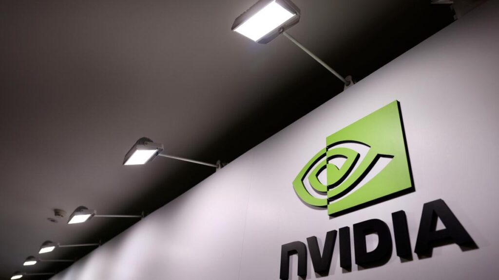 Nvidia supera 3 billones de dólares en bolsa y adelanta a Apple como segunda mayor empresa