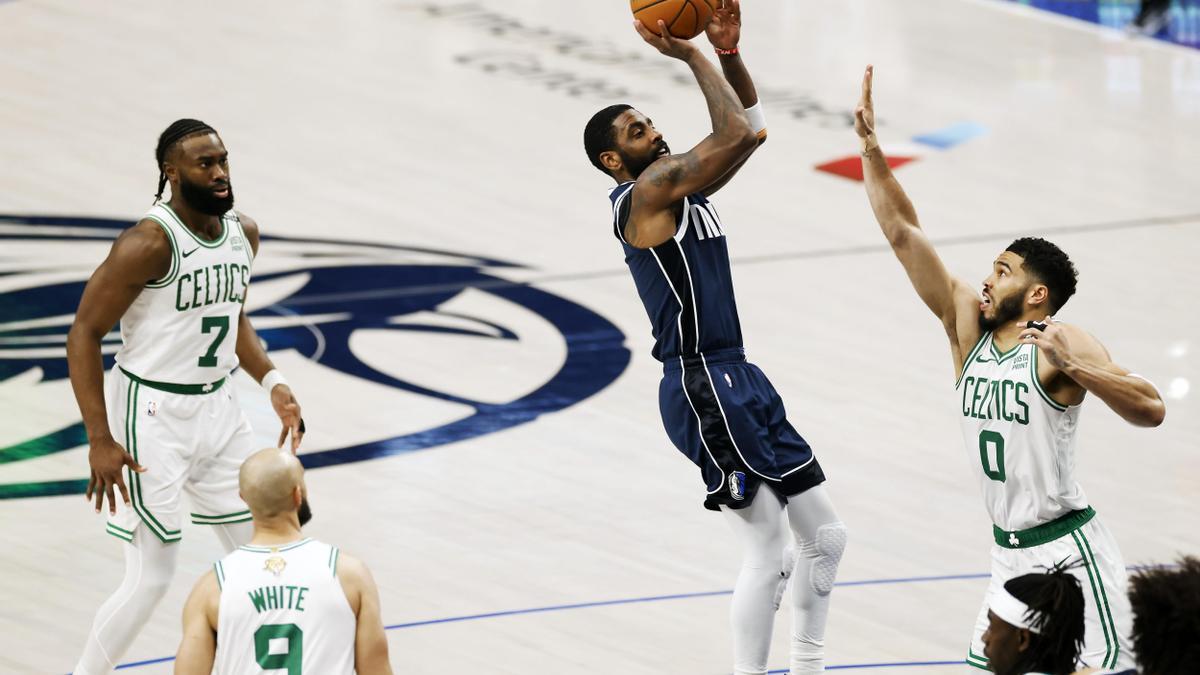 Un instante del Mavs-Celtics.