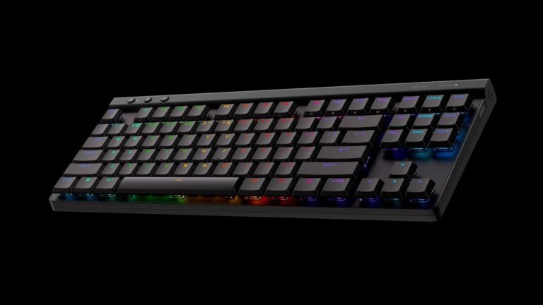 Teclado Logitech.