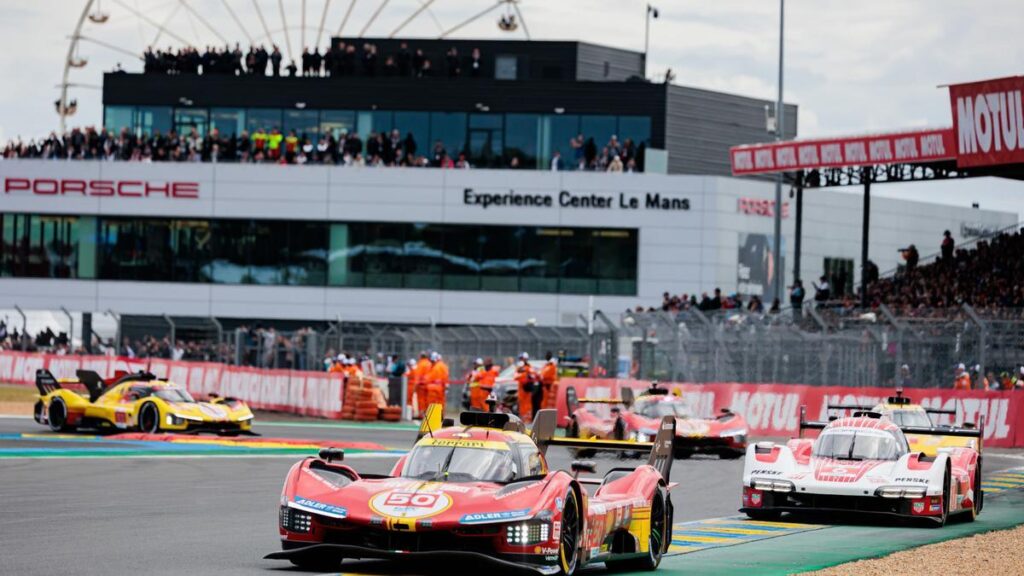 50 FUOCO Antonio (ita), MOLINA Miguel (spa), NIELSEN Nicklas (dnk), Ferrari AF Corse, Ferrari 499P #50, Hypercar, FIA WEC, action 06 ESTRE Kevin (fra), LOTTERER André (ger), VANTHOOR Laurens (bel), Porsche Penske Motorsport, Porsche 963 #06, Hypercar, FIA
