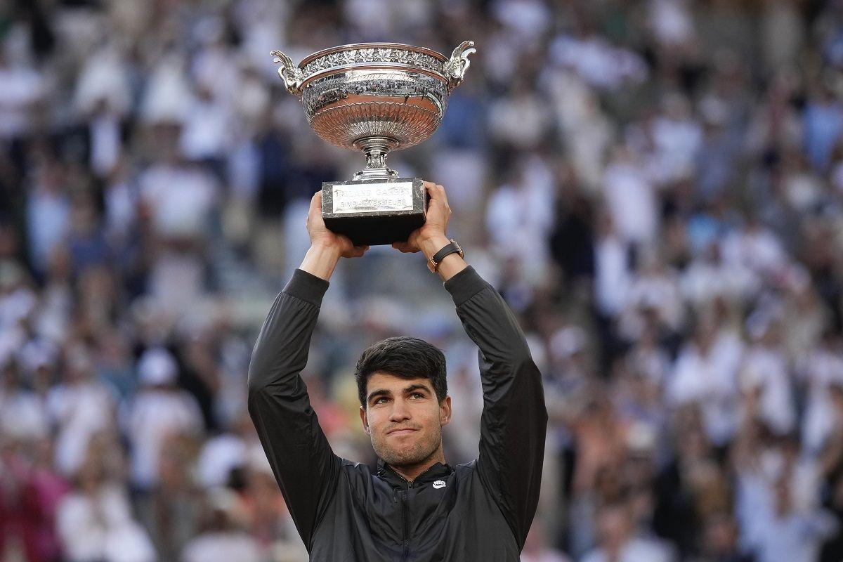Alcaraz remonta hacia la gloria: primer Roland Garros, tercer Grand Slam