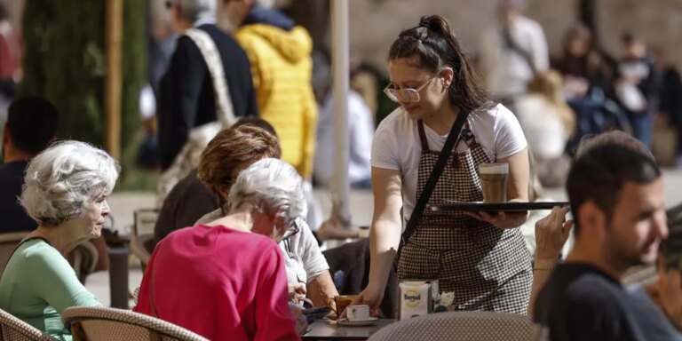 Los hosteleros de Cantabria citan a más de 7.000 parados para darles trabajo y solo acuden 70: «No se han cumplido las expectativas»