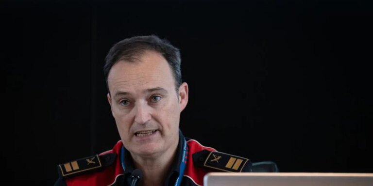 Los sindicatos denuncian ante la juez que Sallent sigue el curso de mayor pese a la suspensión cautelar de la convocatoria