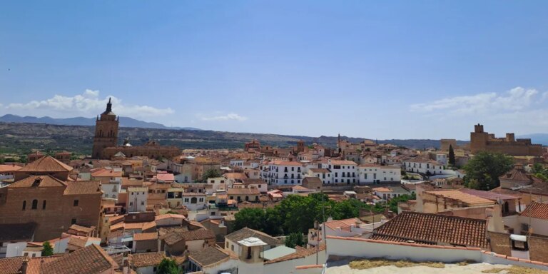 Desarticulan en Granada una banda de timadores que amenazaba a hosteleros con cortarles la luz si no pagaban facturas de inmediato