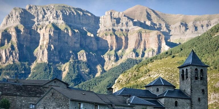 Muere un escalador francés de 43 años al caer desde más de 15 metros en Huesca