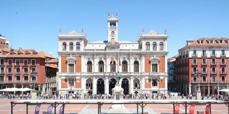Los 'celebrities' de Masterchef encienden los fogones en el corazón de Valladolid