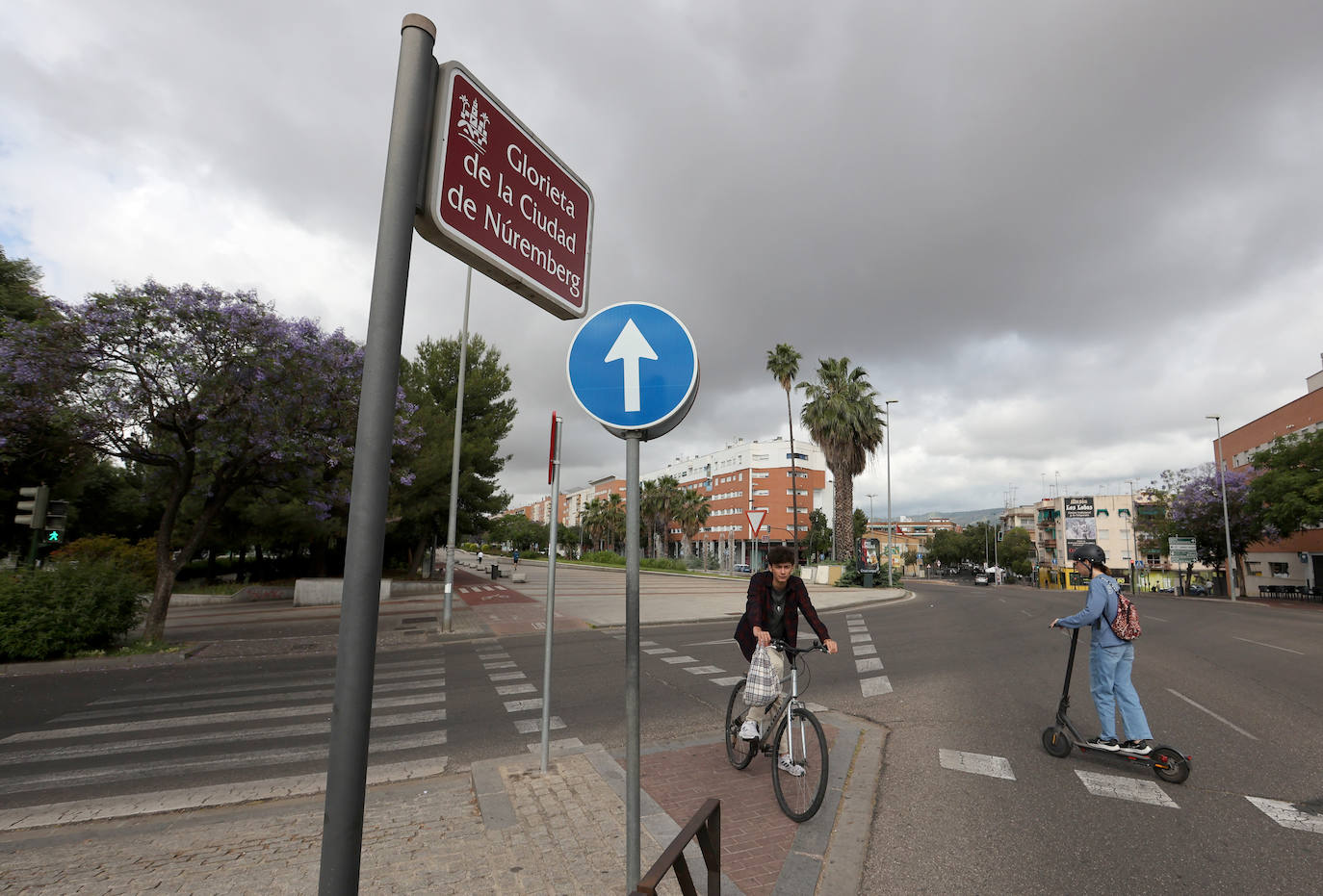 El juez abre una investigación por presunto homicidio imprudente en la muerte del motorista que chocó con una patrulla de la Policía en el Vial