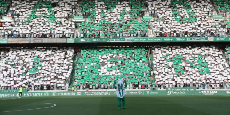 El Arcángel mostrará un gran tifo para buscar el ascenso del Córdoba CF a Segunda División