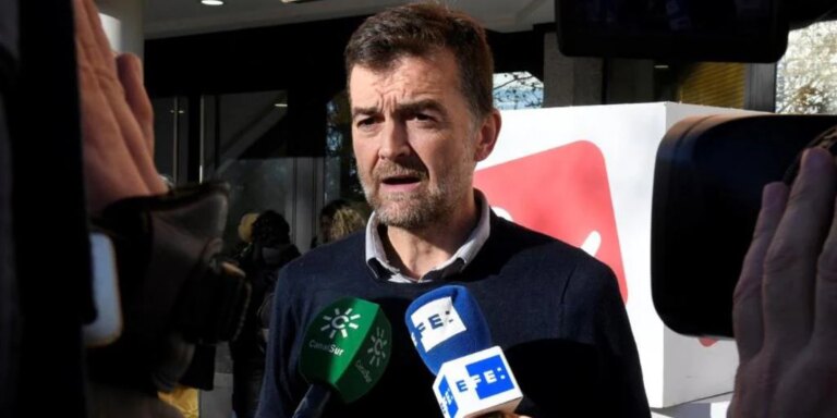 Antonio Maíllo dice que Juanma Moreno «enfrenta territorios» a la hora de pedir financiación para Andalucía