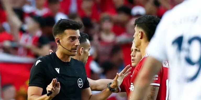 Sanciones ejemplares al Nástic de Tarragona por los incidentes del partido del ascenso del Málaga