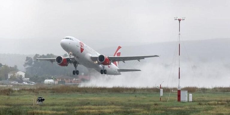 Air Nostrum inaugura sus vuelos directos desde Córdoba a Mallorca y Gran Canaria con 4.800 plazas