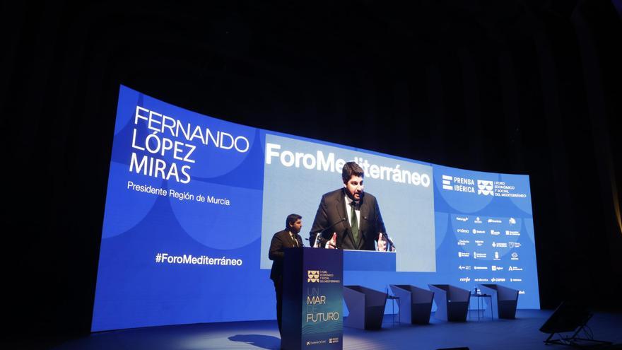 López Miras: “En España no se habla del agua y es lo más importante”