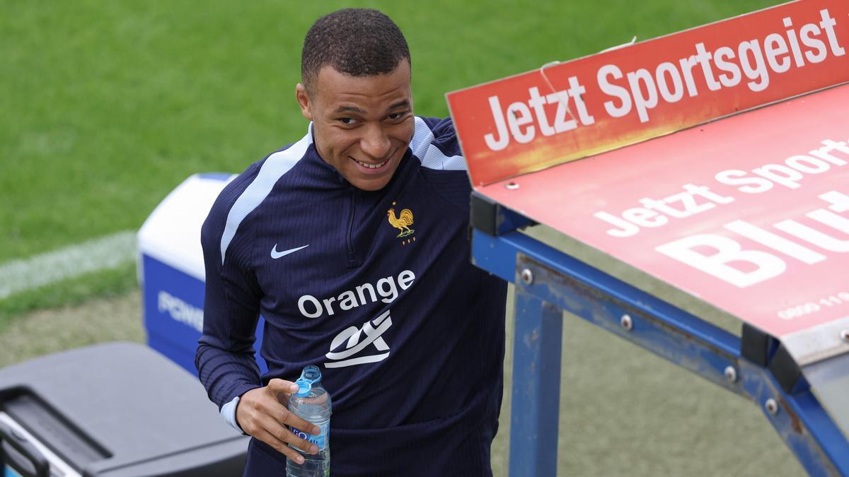 Kylian Mbappé, en la concentración de Francia