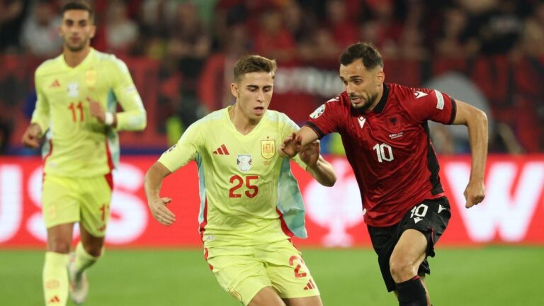 Fermín López debutó en la Eurocopa ante Albania