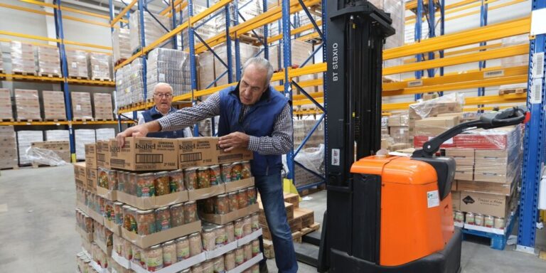 El Banco de Alimentos de Córdoba reducirá la cantidad que se repartirá a sus beneficiarios por el cambio de modelo