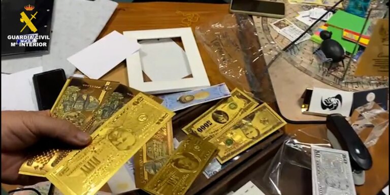 Cae en Sanlúcar de Barrameda una red criminal que amasó 1,5 millones con la venta de billetes exóticos que no superaban el euro